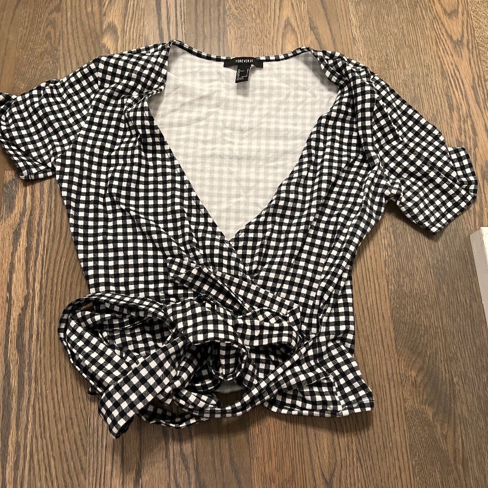 Gingham crop top